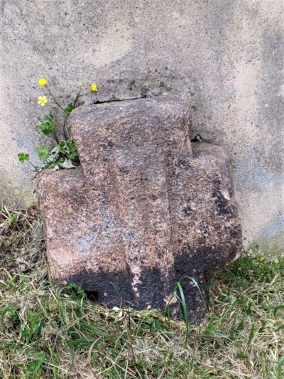Thingkreuz am Dorfplatz